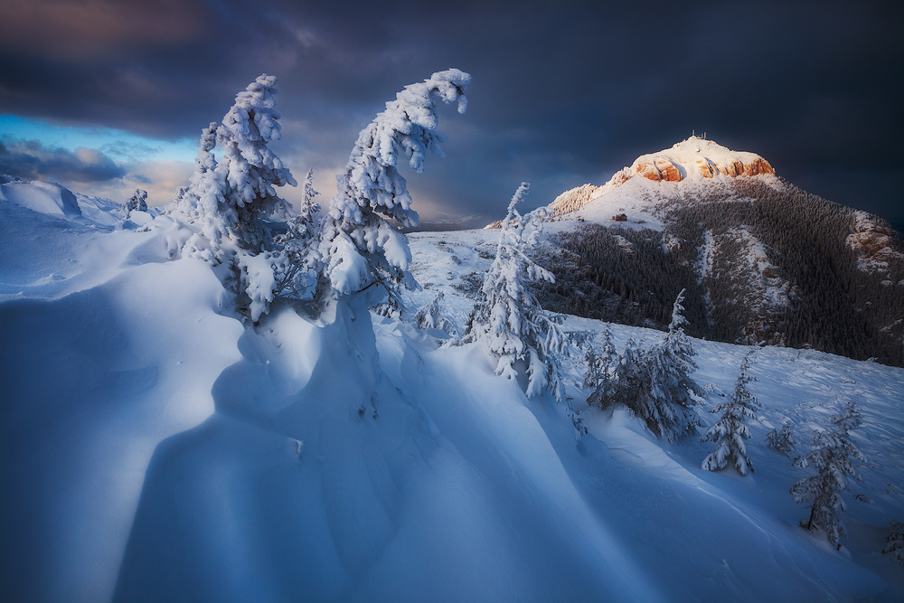 Zsolt Andras Szabo: Majesty of mountain nature in a special light