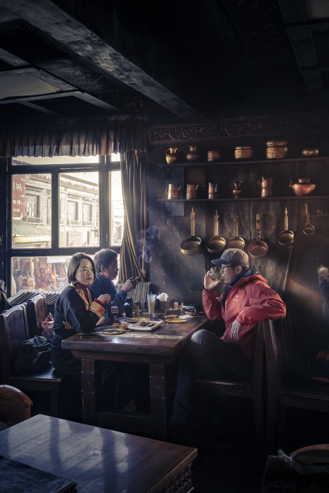 Friends In Cafe Light by qiye — canvas wall art