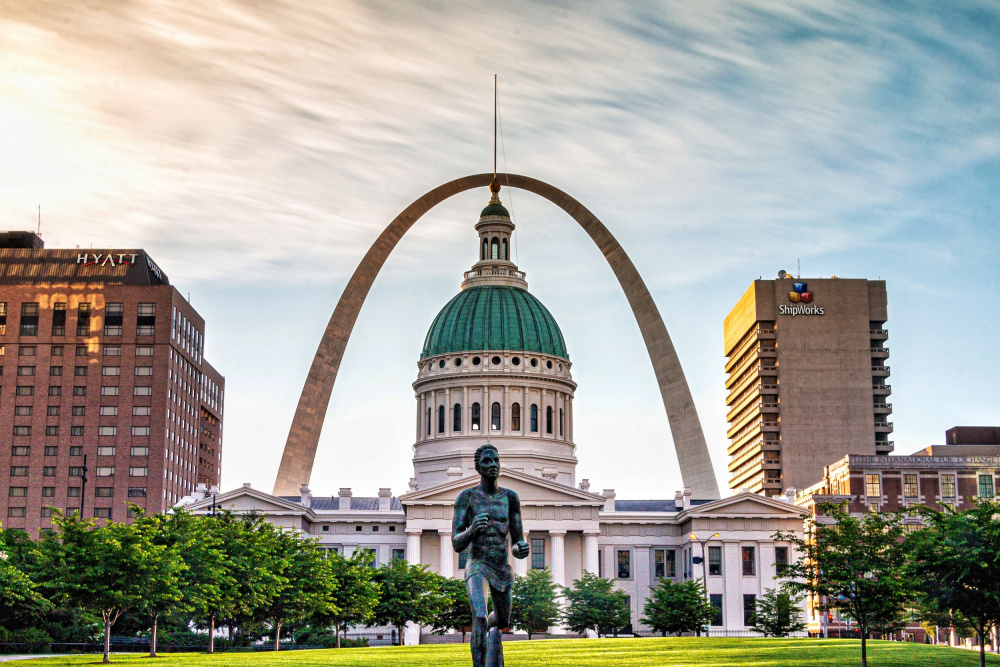 St Louis Gateway Arch Vista by GuruShots — canvas wall art