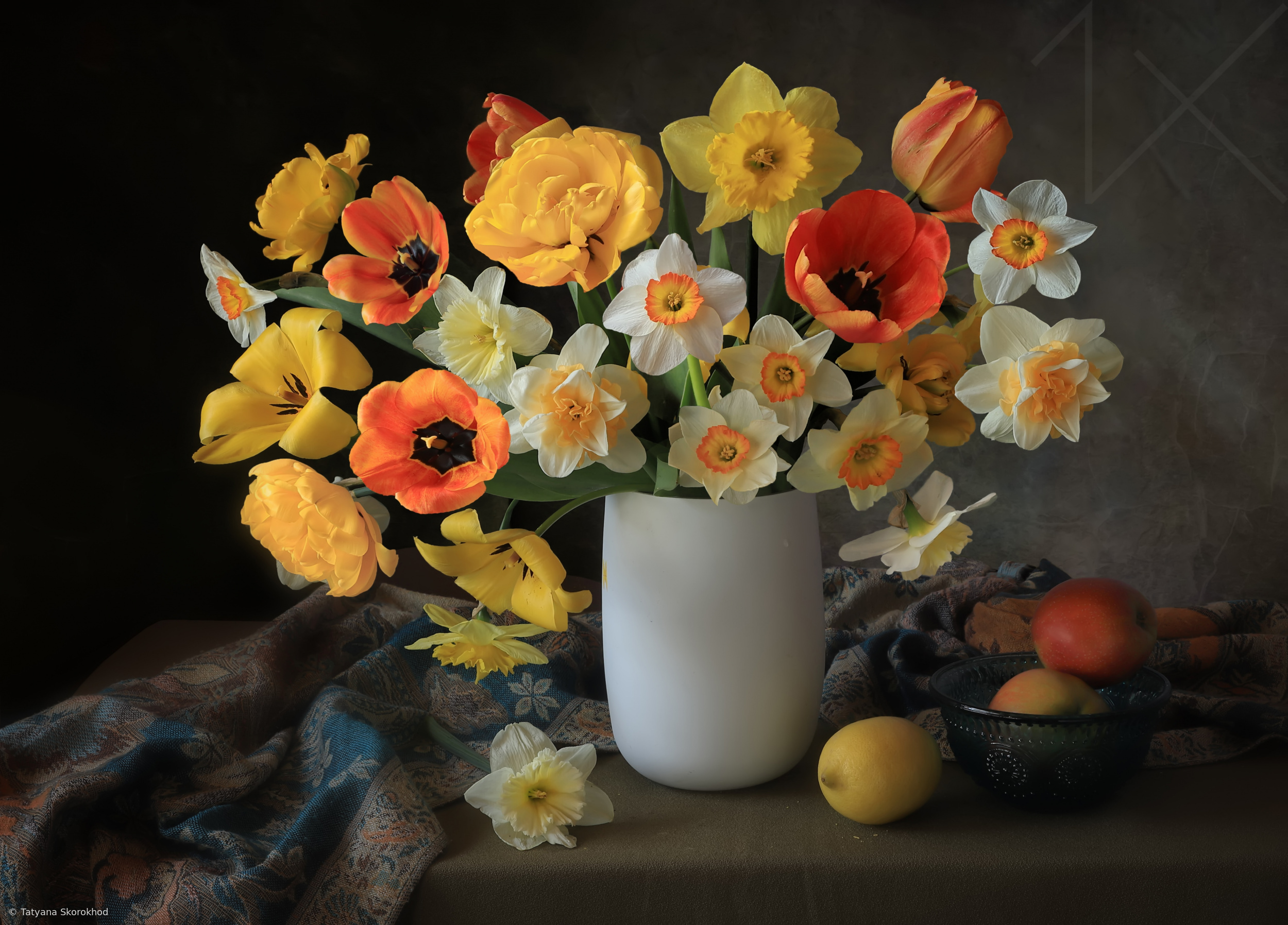Still life with a bouquet of spring flowers by Tatyana Skorokhod