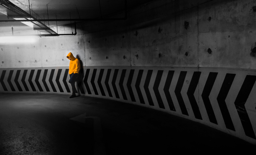 Otoparkta bir yabancı by Doruk Uysal — canvas wall art