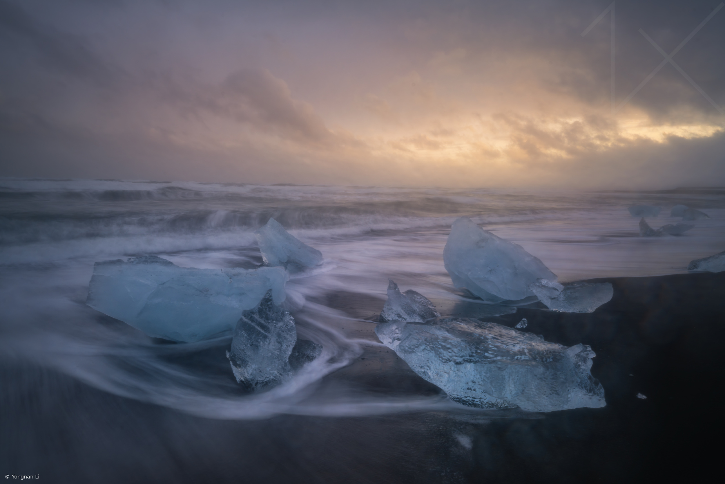 Ice on the Beach by Yongnan Li （李永男）