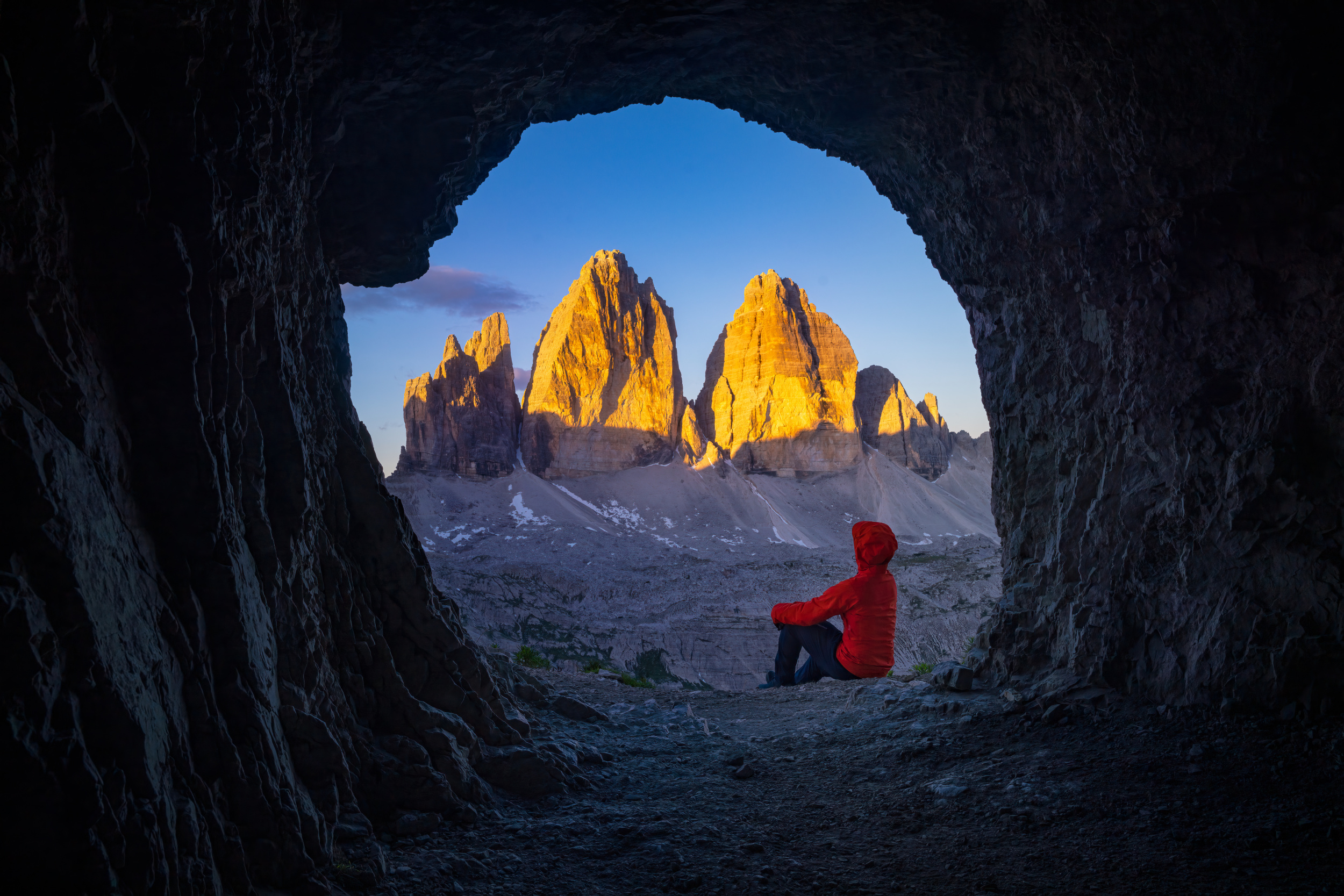 The Dolomite Cave by Yongnan Li （李永男）