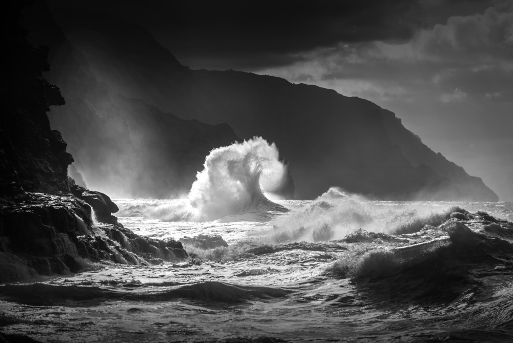 Crashing Ocean Waves by Ali Rismanchi — canvas wall art