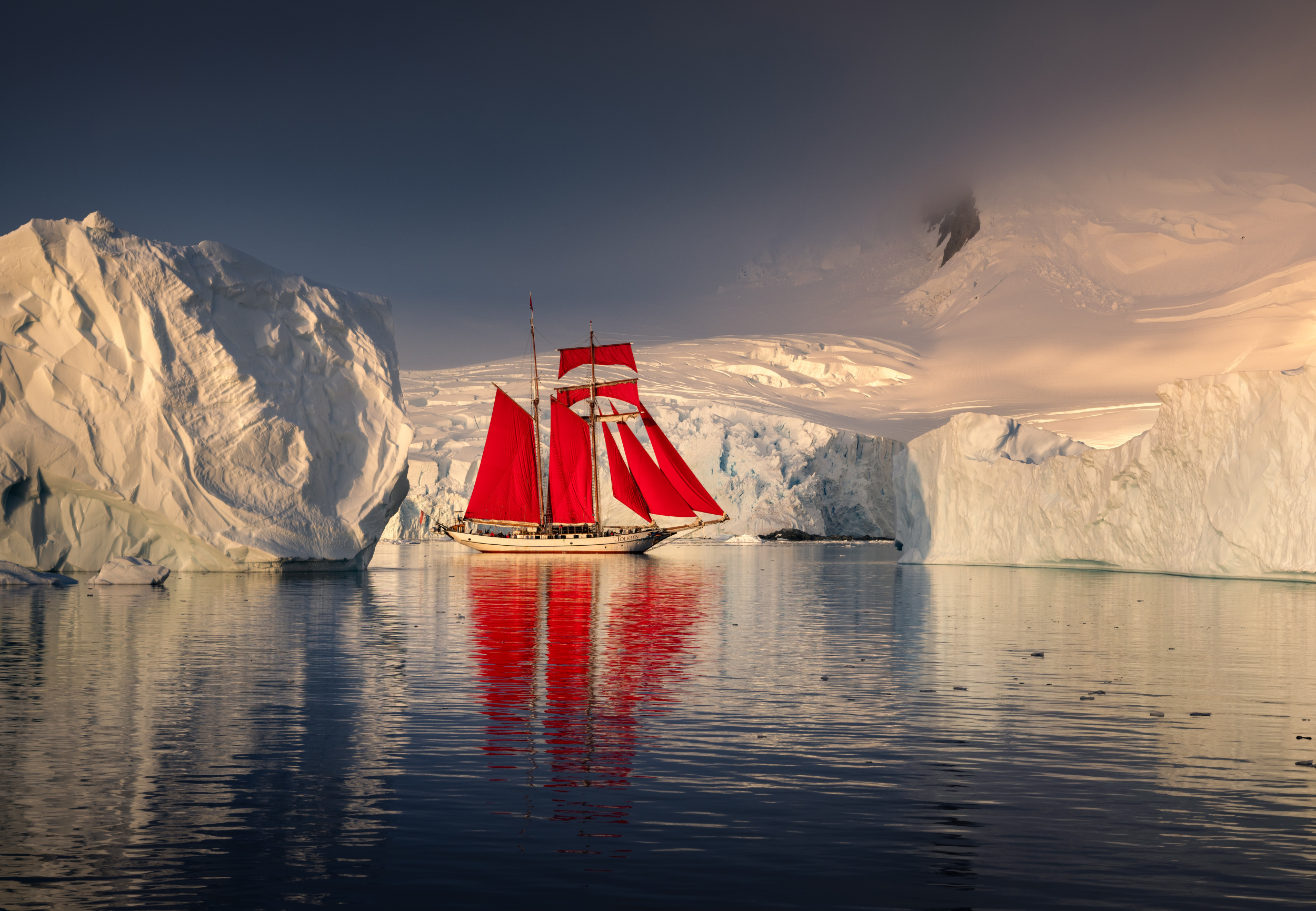 Tolkien among the Icebergs