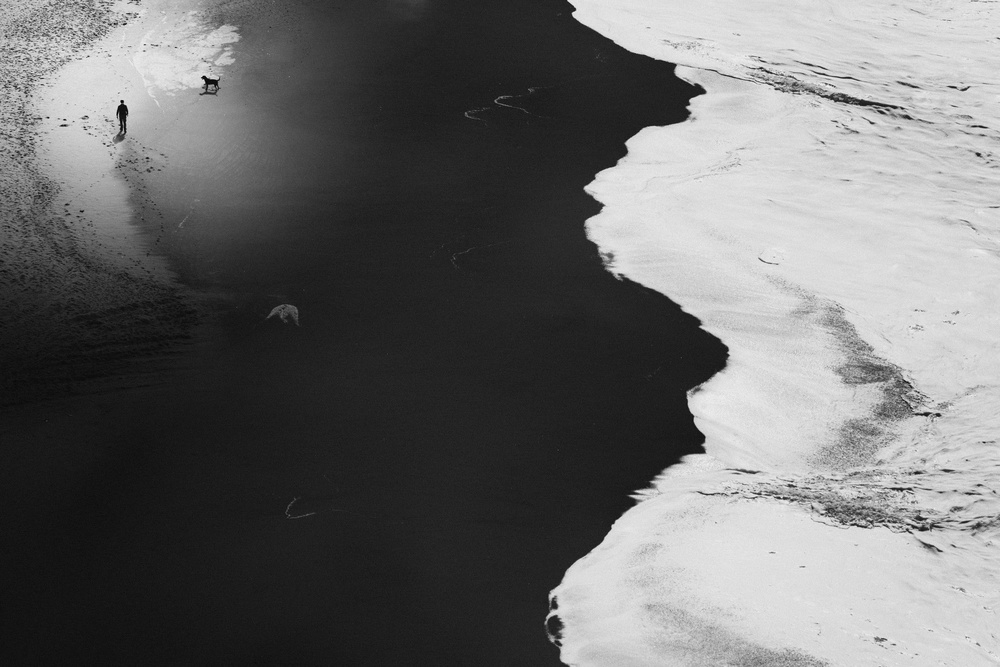 Black and White Beach Walk by Rui Correia — canvas wall art