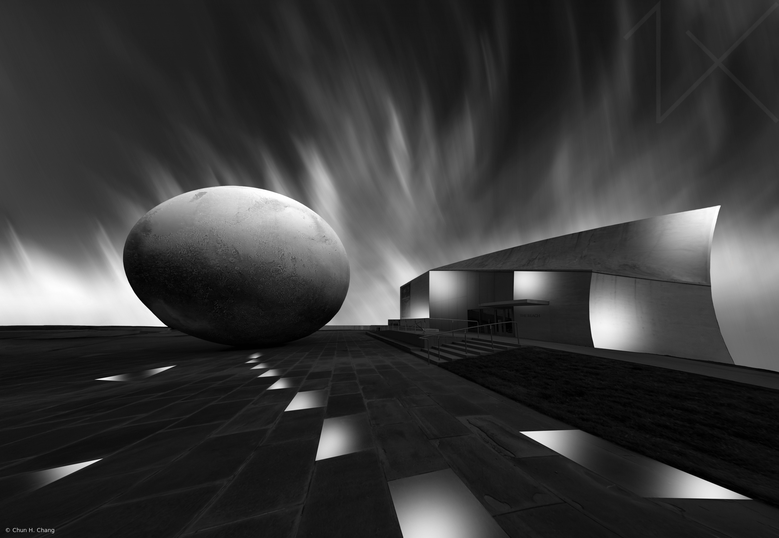 When the egg of Mars felt in front of the Reach. by Chun H. Chang
