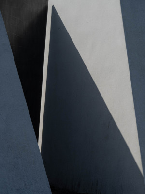 Angular by Yoshie Makiya