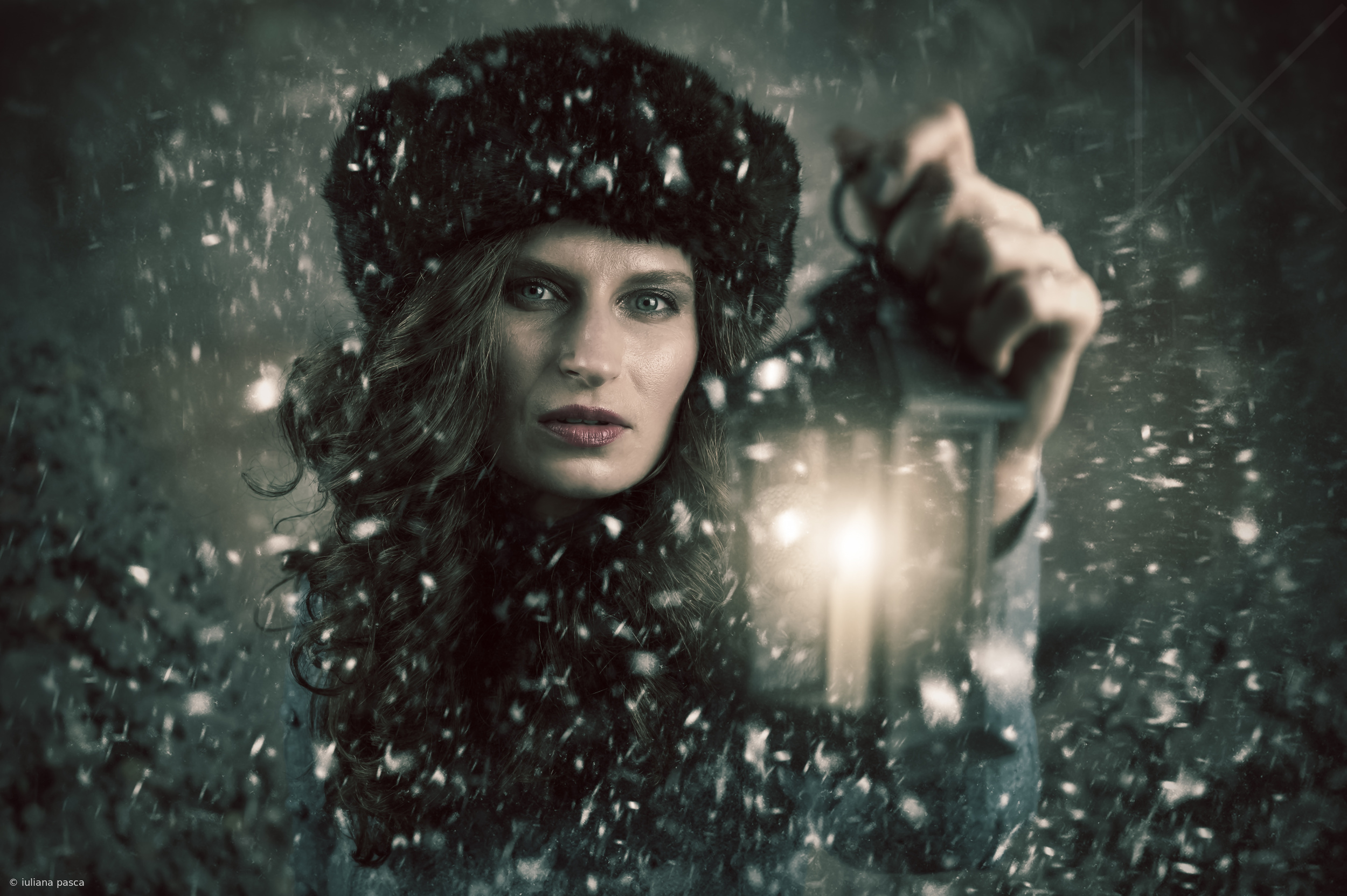 iuliana pasca, image size:2500x1664