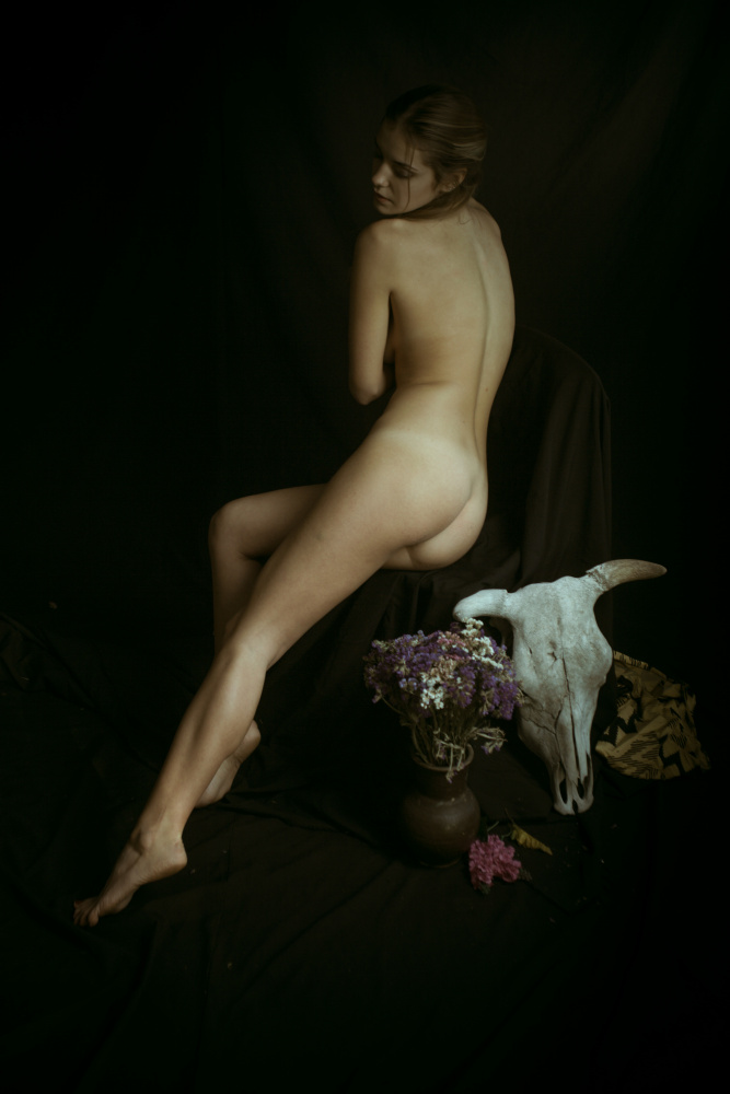 Contemplative Nude with Skull by Oleksandr Pereverzov — canvas wall art