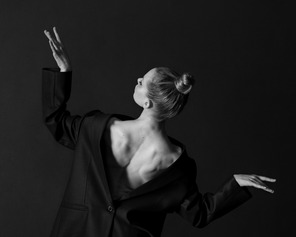 Graceful Back Silhouette by Natalya Sleta — canvas wall art
