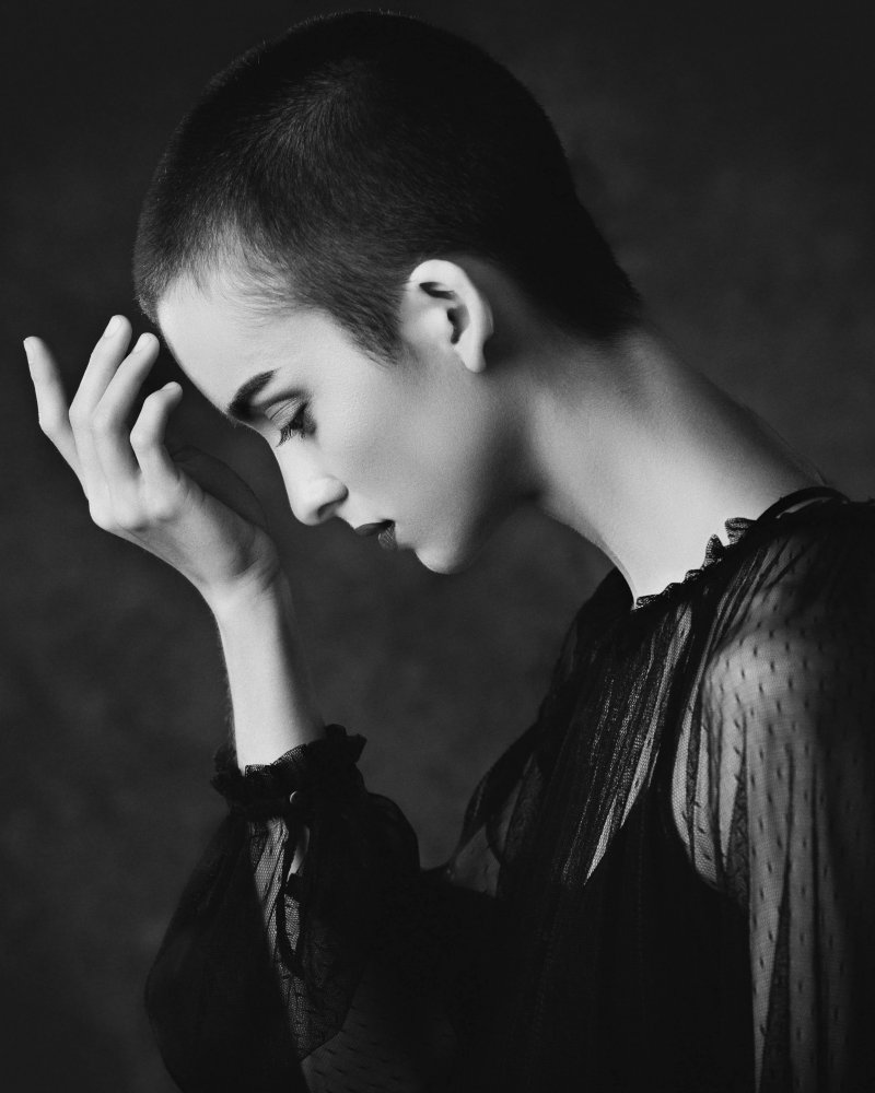 Pensive Woman by Anderson Diaz — canvas wall art