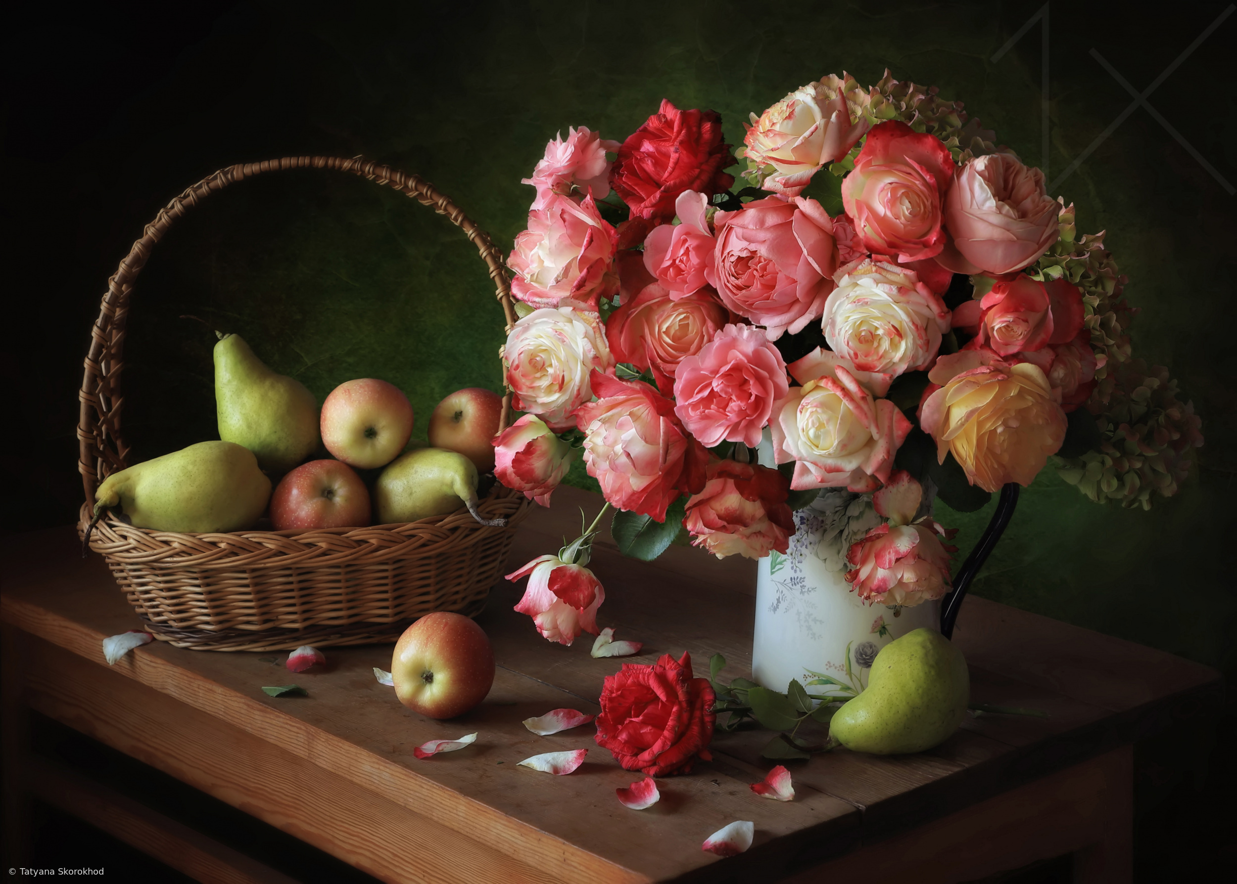 Still life with a bouquet of roses and fruits by Tatyana Skorokhod