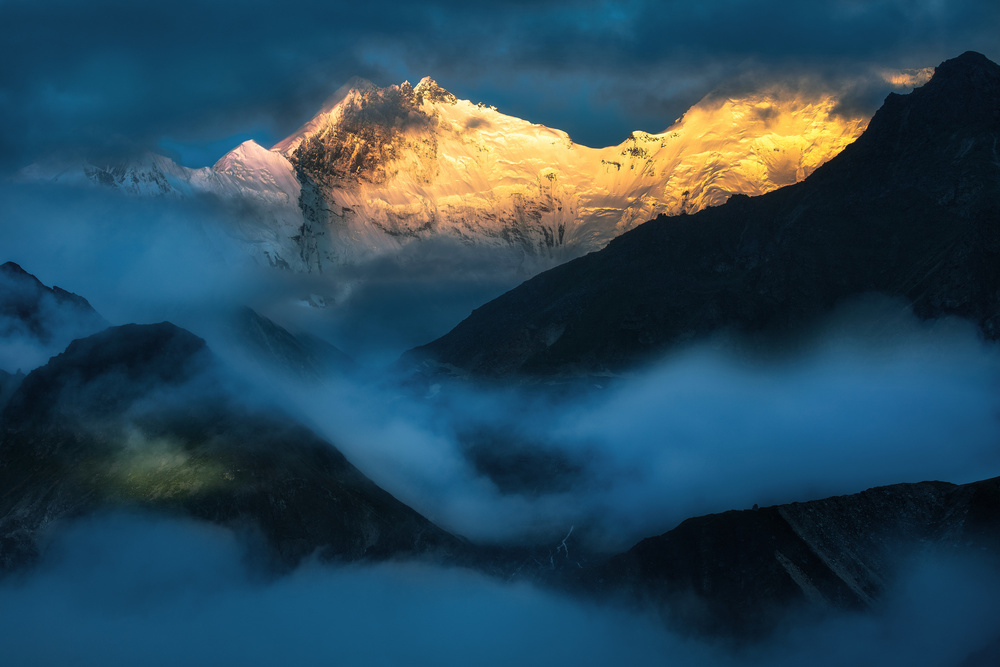 Golden Mountain Glow by Selions(陈磊) — canvas wall art