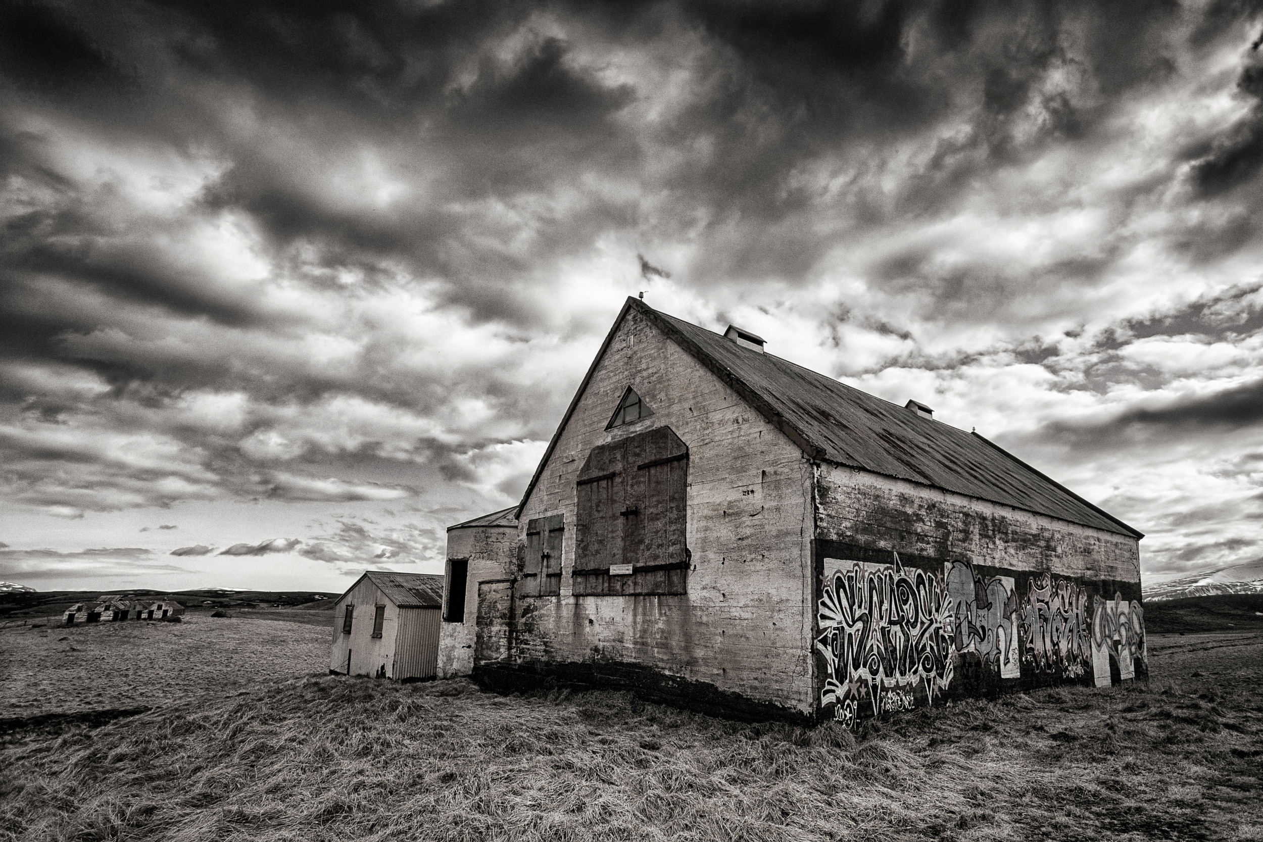 Old Yellow Barn (soft)