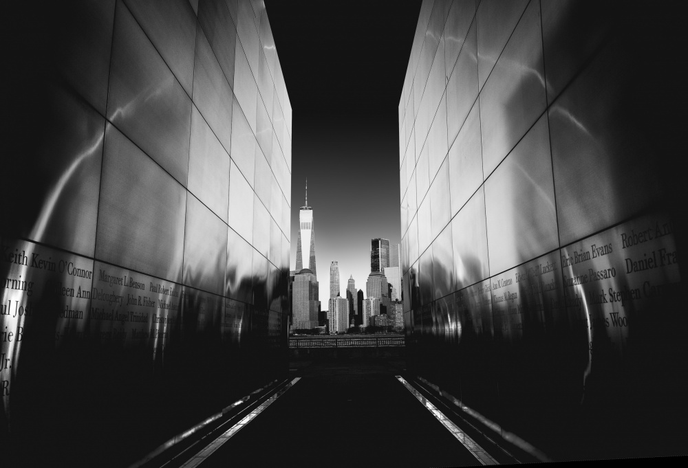 Manhattan Memorial Skyline by Dennis Zhang — canvas wall art
